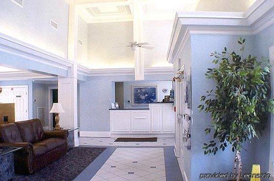 Birmingham Garden Inn Interior photo